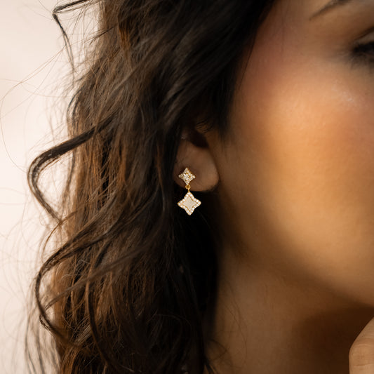 Stars & Flowers gold earrings - White