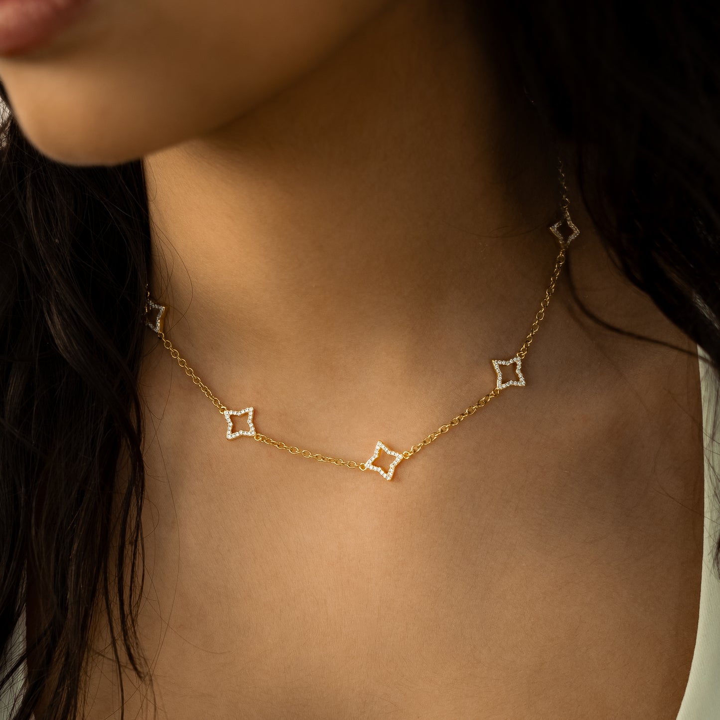 Gold Hollow Flower Chain