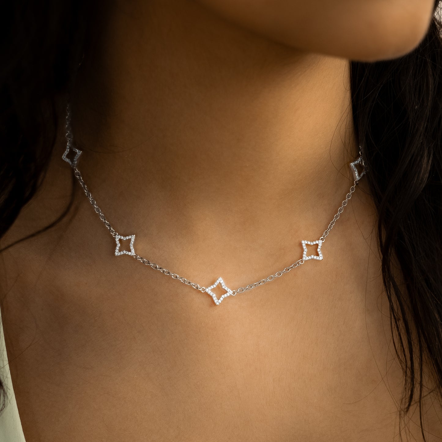 Chaîne Hollow Flower Argentée