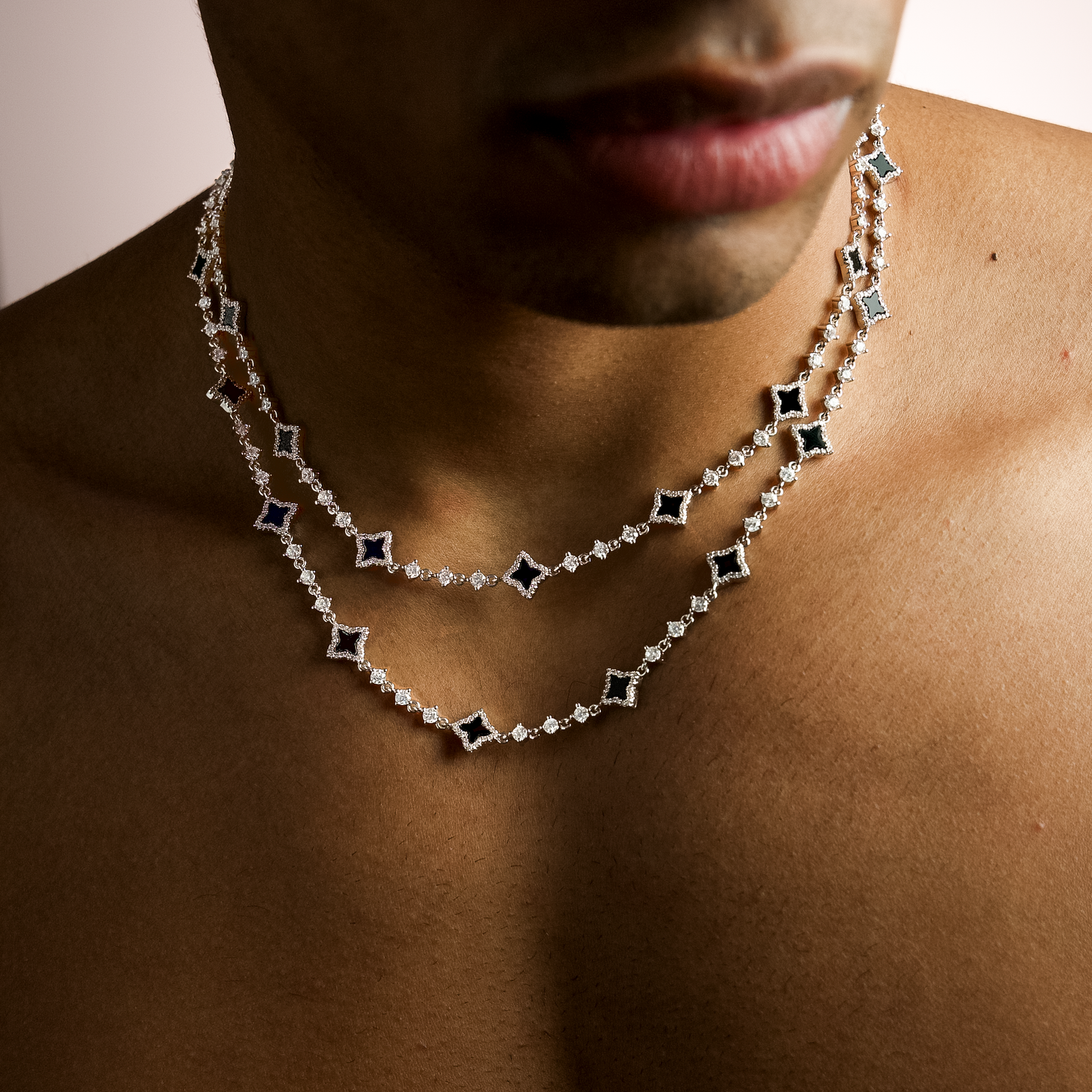 Chaîne Flower Tennis Argentée - Motif Noir