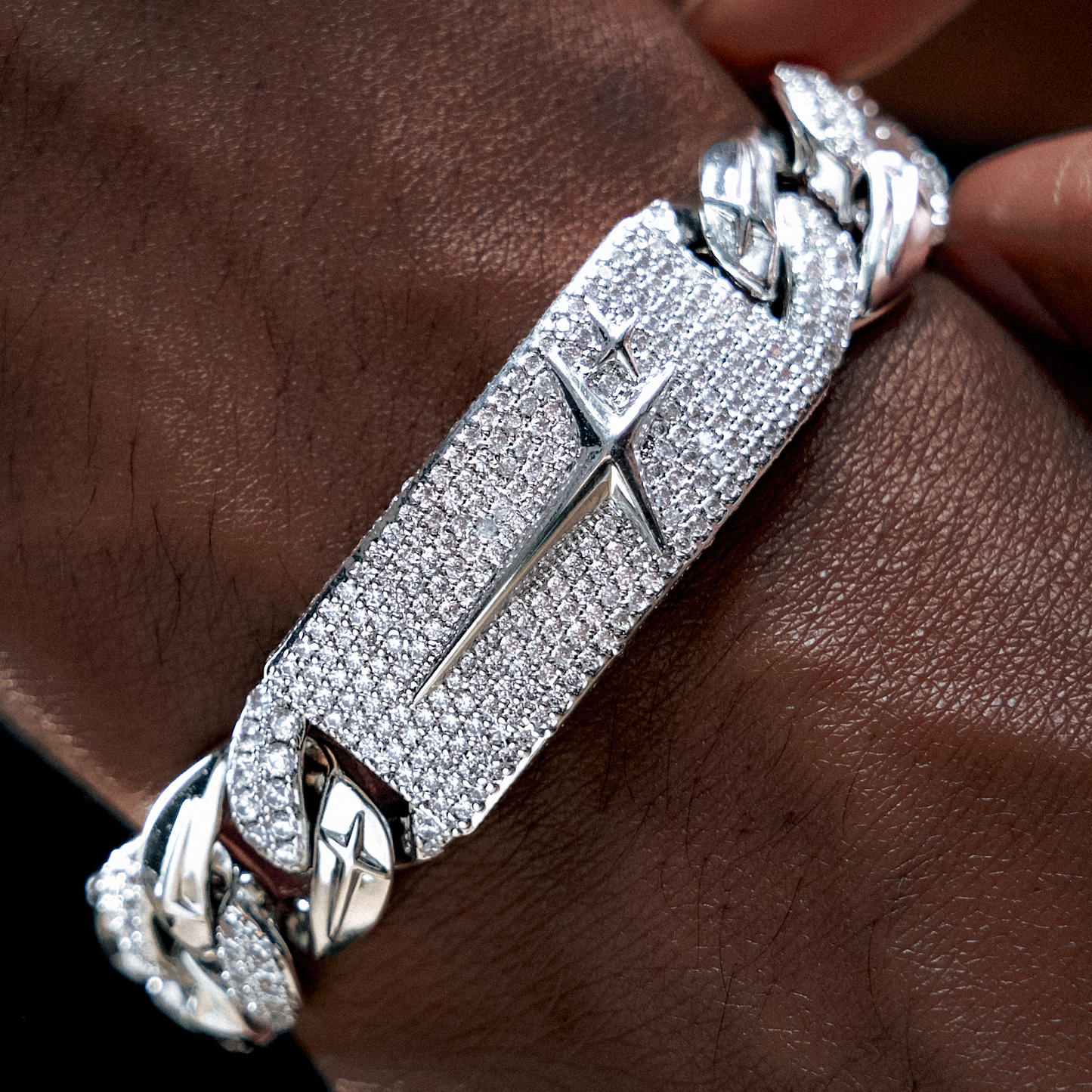Iced Icon Cuban Link Plate Bracelet 15mm 1/2 Silver