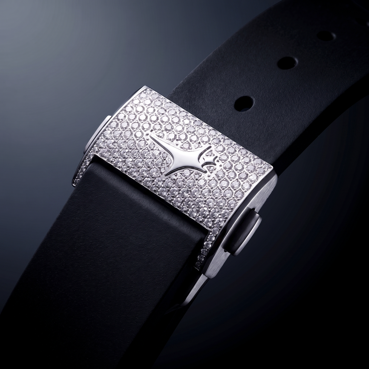 Iced ASON1 - Cadran Noir & Bracelet Rubber - Moissanite VVS