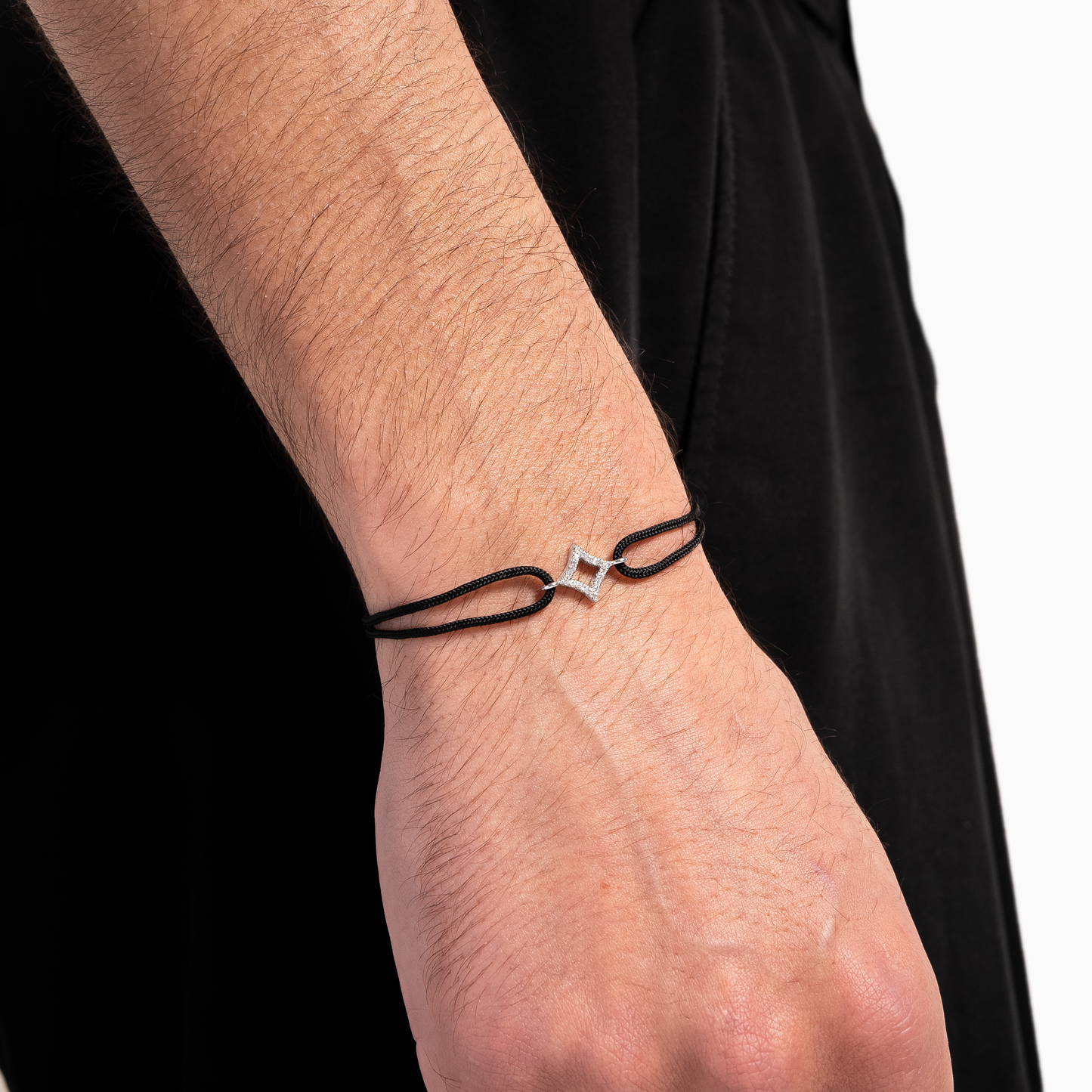 Bracelet cordon Hollow Star - Noir