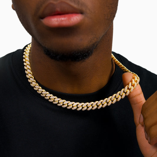 Iced Cuban link chain 12 mm gold