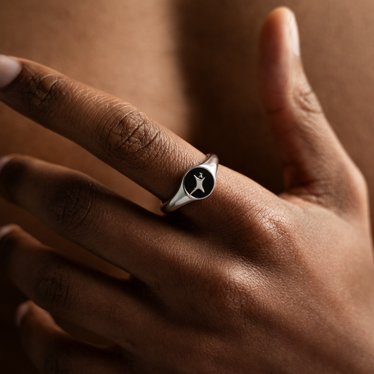 Signature Round signet ring silver